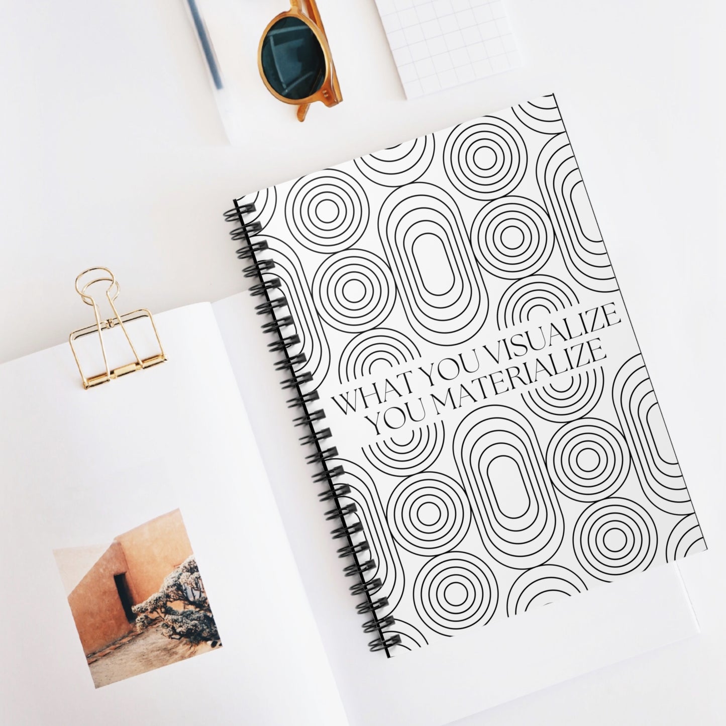 "What You Visualize, You Materialize" Notebook: Your Powerhouse of Dreams